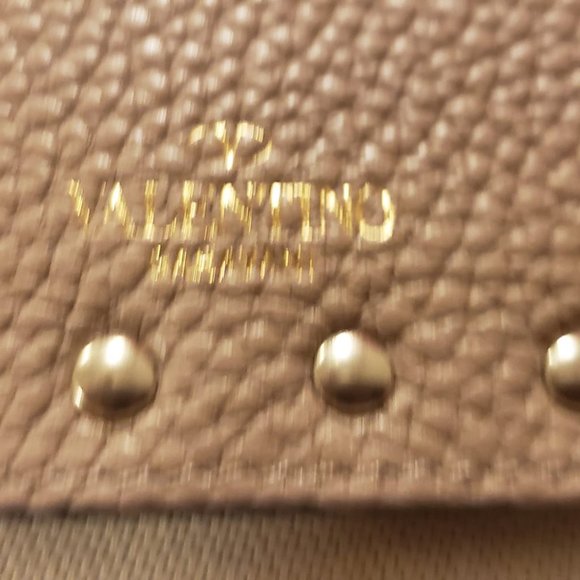 Valentino Garavani Rockstud Leather Coin and Card Case - Poudre - Picture 2 of 7